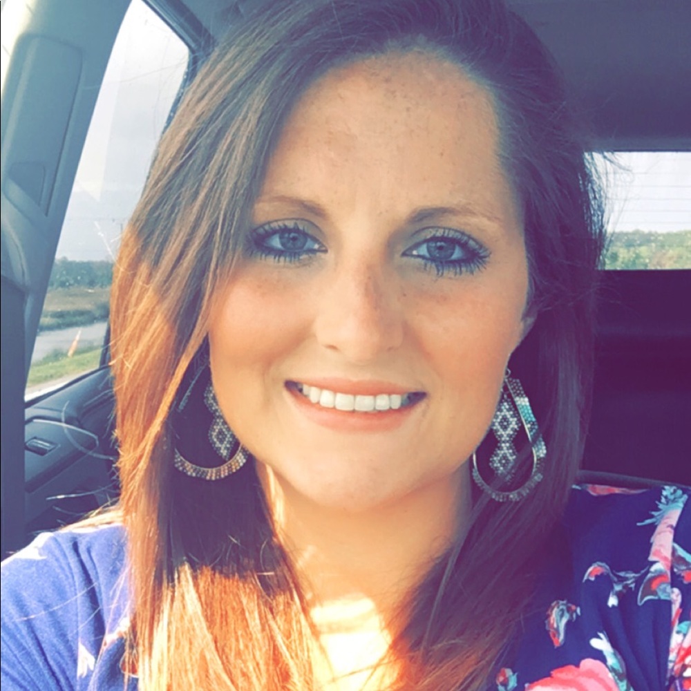 Meet your Posher, Victoria